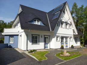 Lavendelblume - 4 Sterne inklusive Power WLAN - Wäschepaket - BikeBox - Parkplatz # Bestpreisgarantie # in Zingst
